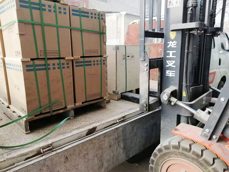 山東高壓漩渦氣泵裝車發(fā)貨案例